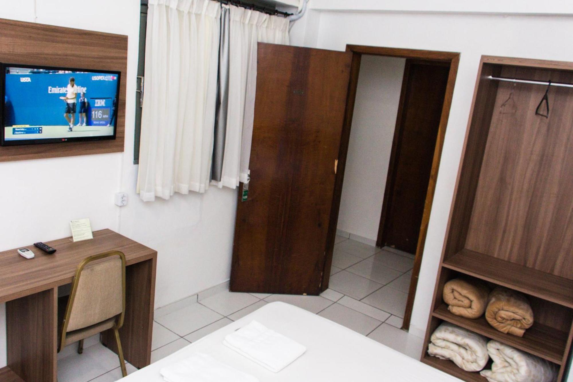 Grand Prix Hotel Cascavel  Esterno foto